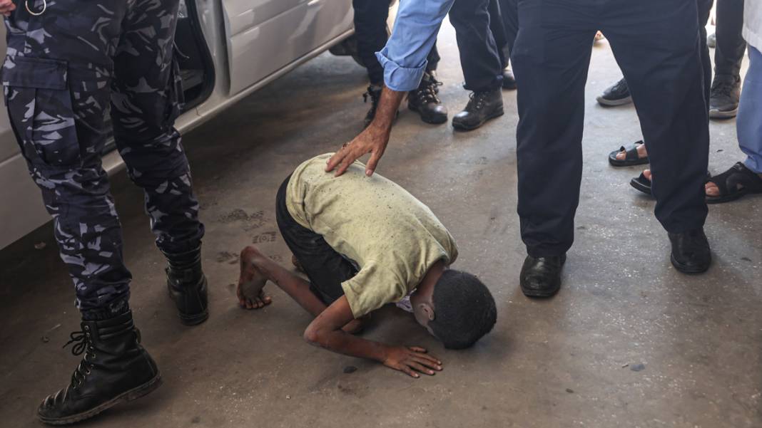 İsrail saldırılarına devam ediyor: Gazze'den acı görüntüler... 3